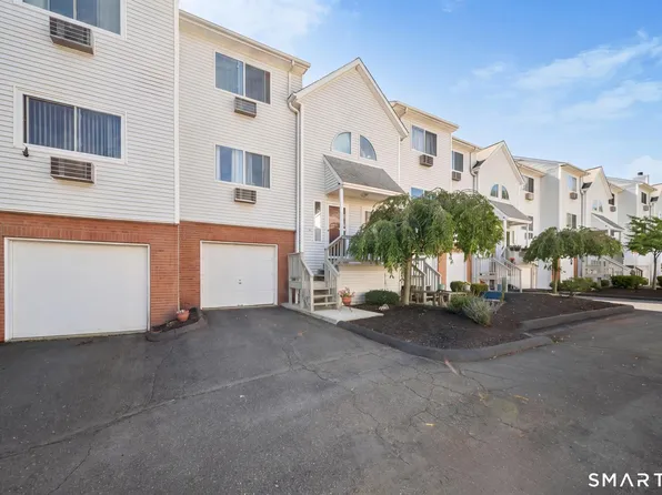925 Oronoke Road #13C, Waterbury, CT 06708