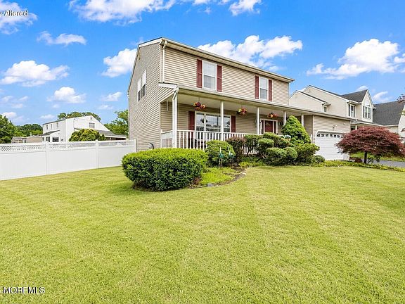 4th image of 30 Kentucky Drive