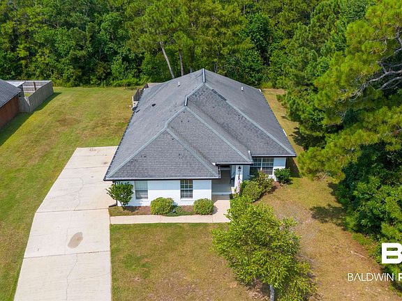 3rd image of 764 Wedgewood Dr
