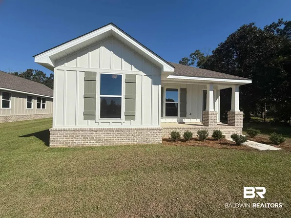 2018 W Union Ave, Loxley, AL 36551