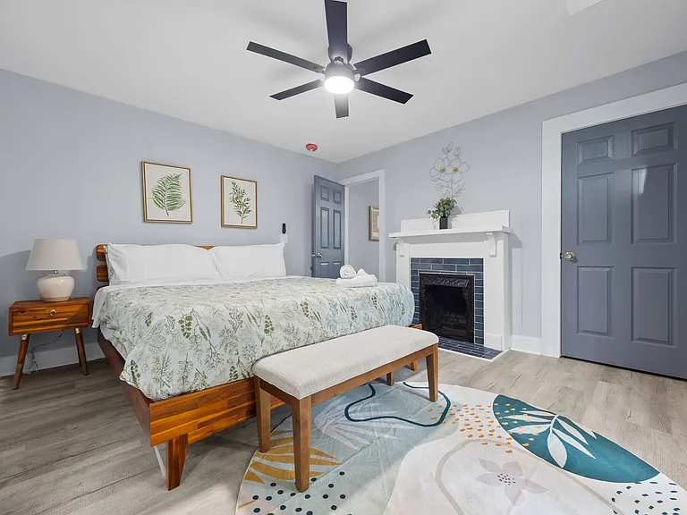 903 Beecher St SW #903 — Photo 6
