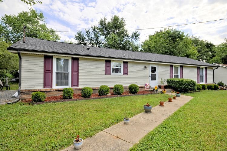 1st image of 307 Mills Dr