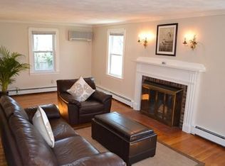 30 Autumn Ln, Dedham, MA 02026