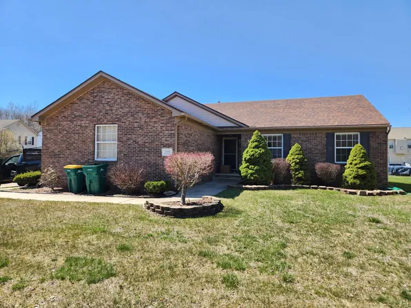 7980 Amber Dr, Romulus, MI 48174