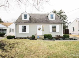 2915 N Saint Philomena Ct, Peoria, IL