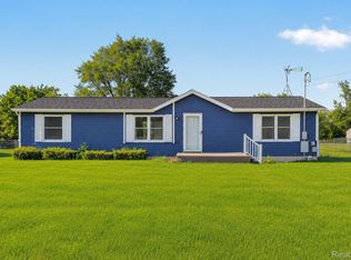 4050 Thompson Rd, Linden, MI 48451