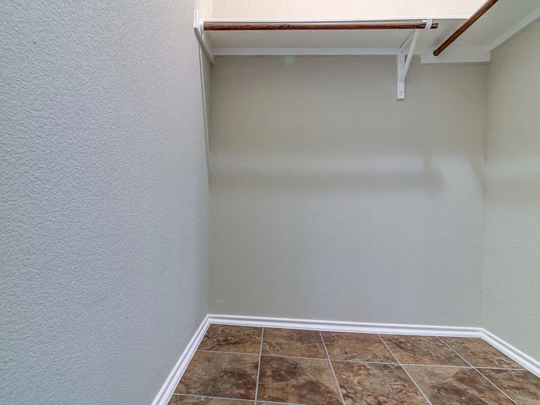 1808 McClannahan Dr — Photo 31