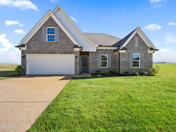 2472 Dela Dr, Southaven, MS 38672