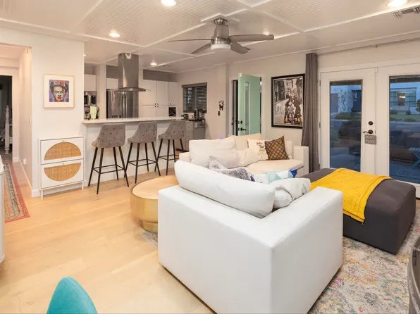 4535 E CAMPBELL Avenue, Phoenix, AZ 85018
