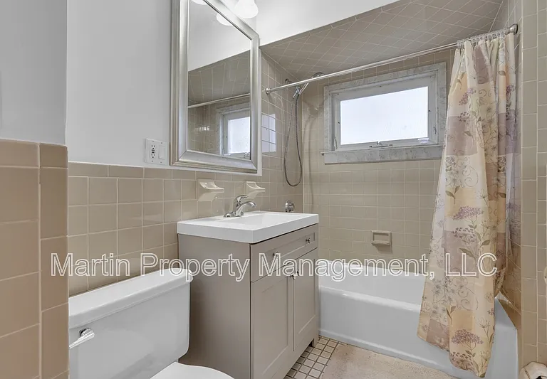 6 Stirling St #1 — Photo 7