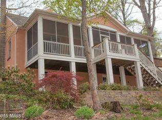 664 Laurel Pl, Severna Park, MD 21146