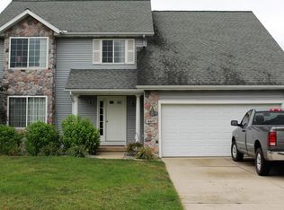 6671 Hartman Dr SE, Caledonia, MI 49316