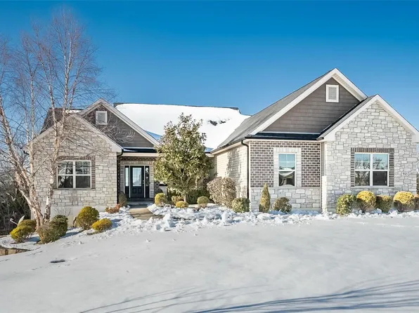 905 Wellington Rdg, Festus, MO 63028