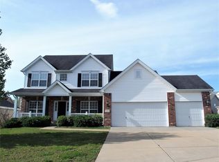 1053 Pierpoint Ln, Saint Charles, MO 63303