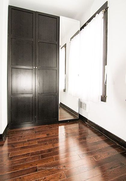 Toronto House for rent - 2 Bedrooms — photo 6