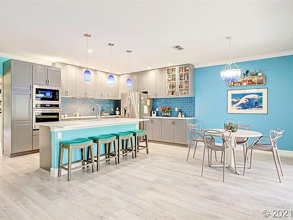 5th image of 2600 Star Coral Ln