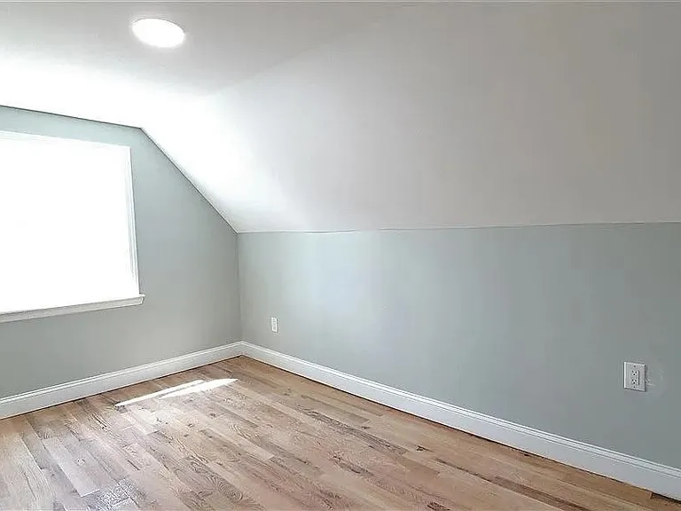 259 Duncan Ave #2 — Photo 10