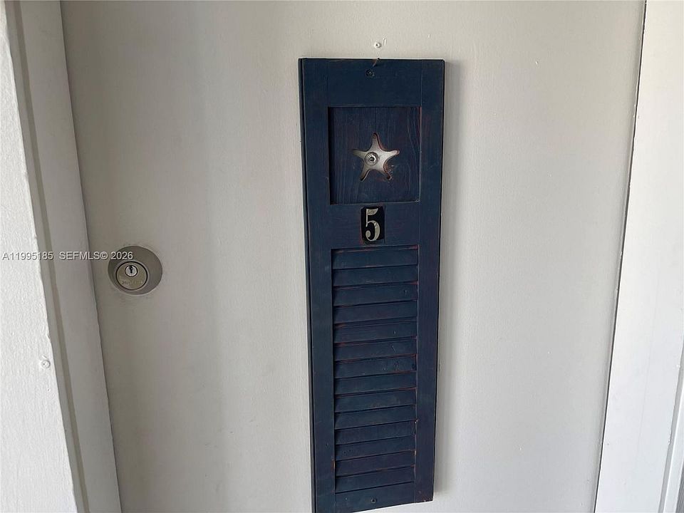 1st image of 119 NE 7th Ave APT 5