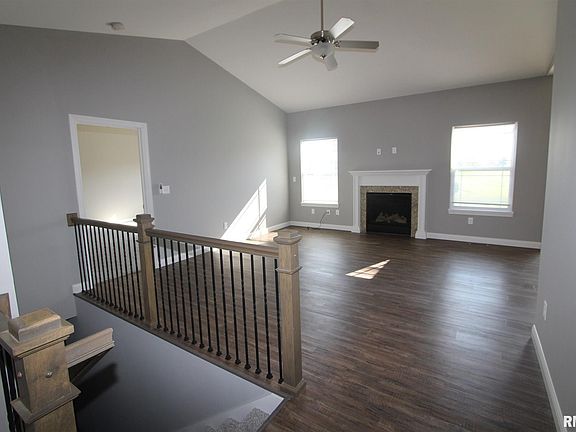 3rd image of 7014 N Water Oak Dr