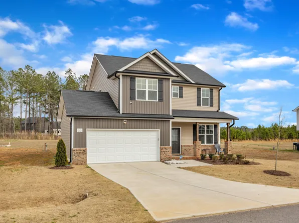 252 Olde Place Dr, Zebulon, NC 27597
