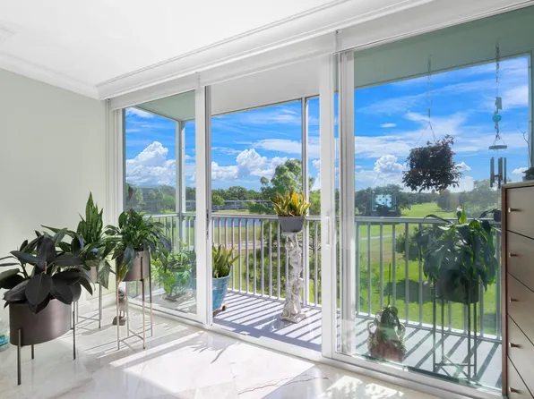 800 Cypress Grove Drive #306, Pompano Beach, FL 33069