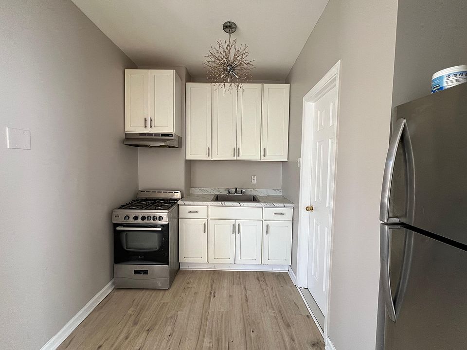 1st image of 241 Duncan Ave #5E