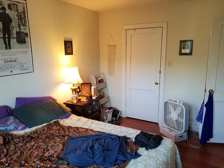 307 S Summit St #A — Photo 6