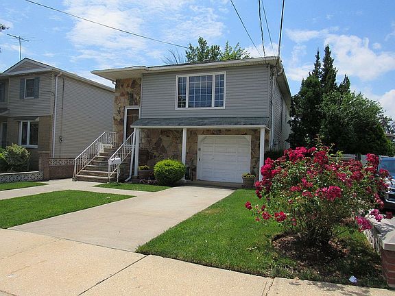3rd image of 1090 Arden Ave
