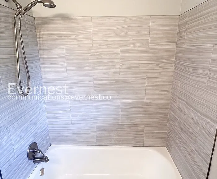 2690 Lake Harbin Rd — Photo 11