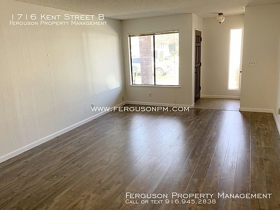 3rd image of 1716 Kent St #B