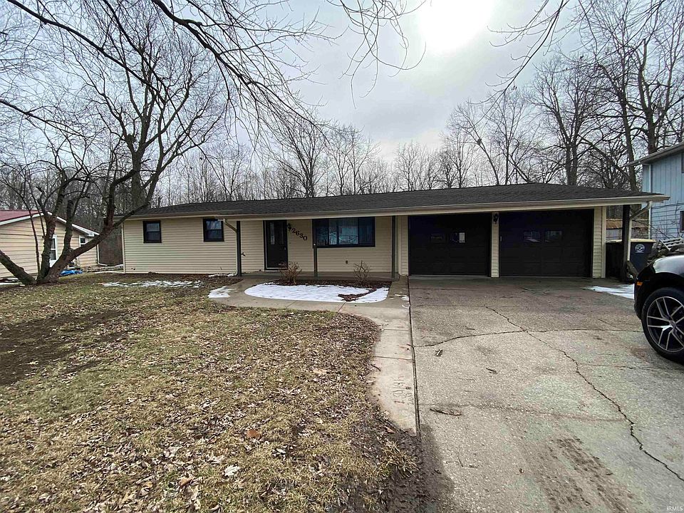 1st image of 2630 Deerwood Dr
