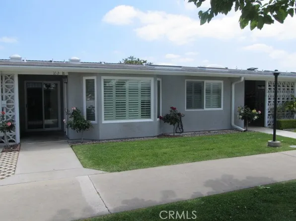 1563 Monterey Rd #M2-23e, Seal Beach, CA 90740