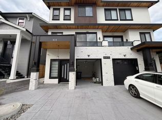 166XX 18a Ave #101, Surrey, BC V3Z1A2