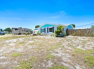 1355 Dolphin Ave, Merritt Island, FL 32952