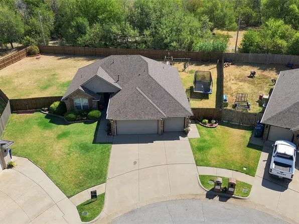 11601 SW 17th Ct, Yukon, OK 73099