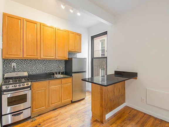 4th image of 410 W End Ave APT 3D