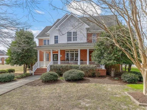 920 Stanhope Gdns, Chesapeake, VA 23320