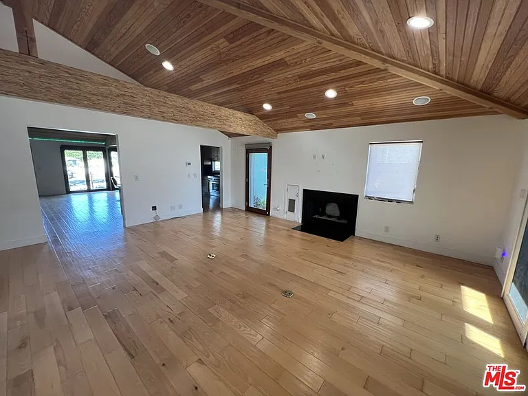 6484 Wynkoop St — Photo 10