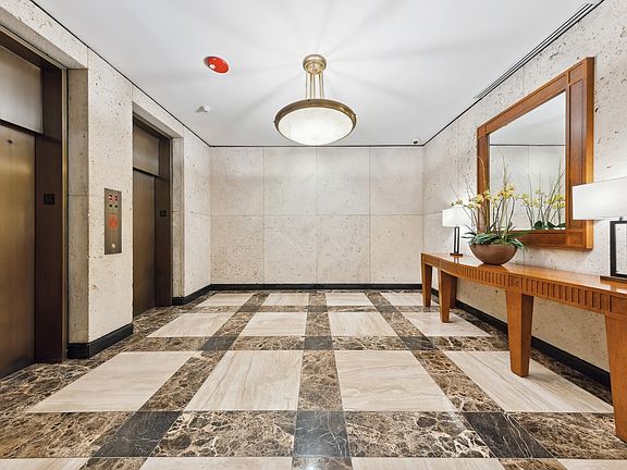 3rd image of 1212 N Lake Shore Dr APT 13CN