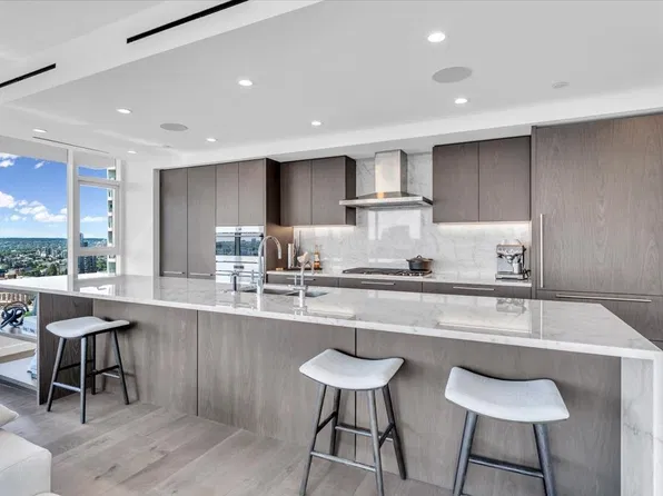 1335 Howe St #3103, Vancouver, BC V6Z 0H1