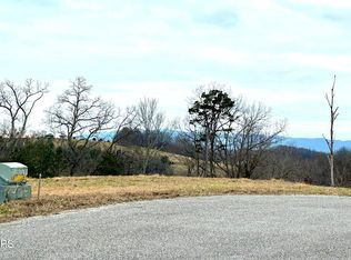 12 Woodland Ct #12, La Follette, TN 37766
