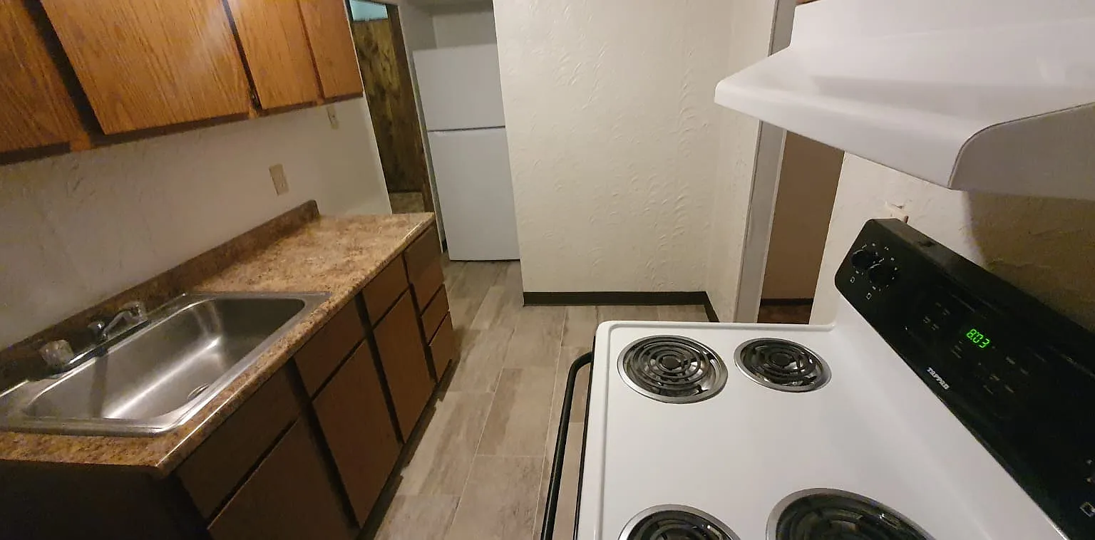 144 - 148 Grant Avenue - 148D — Photo 2