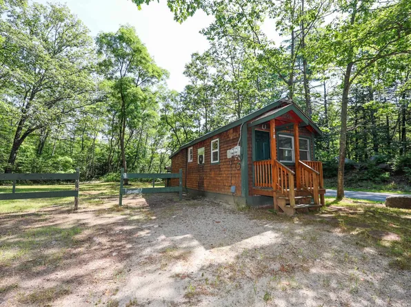 38 Contoocook Falls Road, Hillsborough, NH 03244