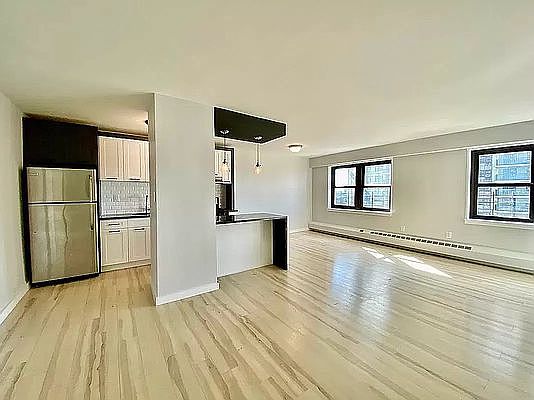 1st image of 111 Wadsworth Ave #32N
