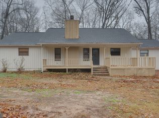 5520 Hearn Rd, Ellenwood, GA 30294