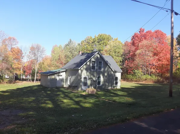 44 Illinois Ave, Montreal, WI 54550