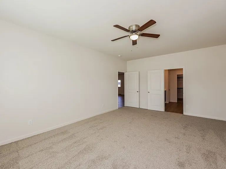 1417 Woodwinds Dr — Photo 11