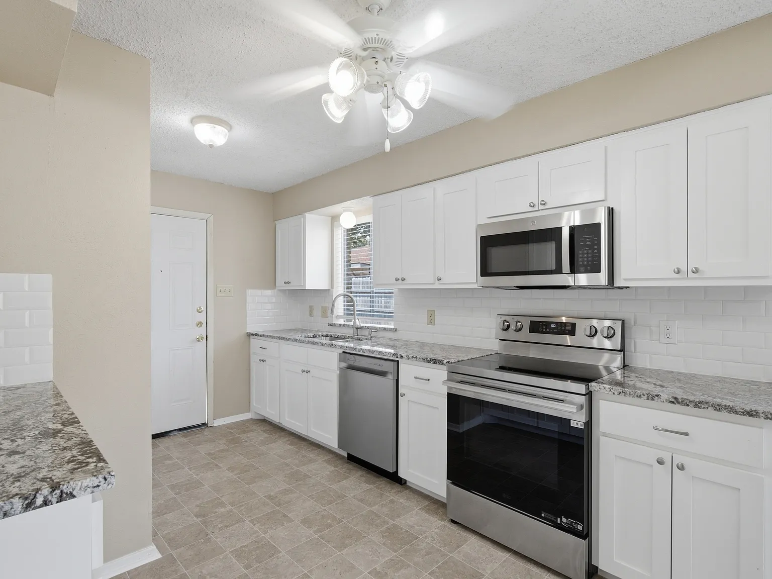 1203 Custer Road Richardson, TX 75080 - 1 — Photo 3
