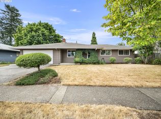 17036 SE Taylor St, Portland, OR 97233