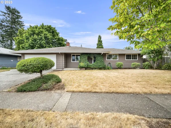 17036 SE Taylor St, Portland, OR 97233